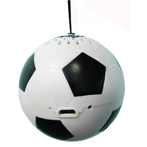 Gadgets geniales portátil de la Copa del Mundo de bluetooth mini balón de fútbol altavoz - Product Image 2