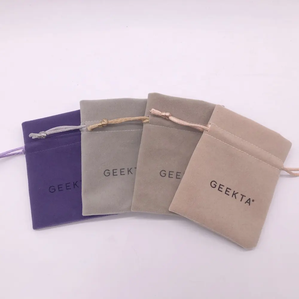 Индивидуальный дизайн логотипа мини-косметические ювелирные изделия подарочная упаковка сумка маленькие красочные бархатные сумки на шнурке