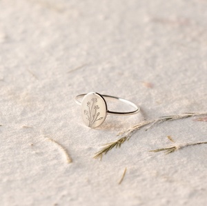 Gioielli Retrò, Nuovissimo Anello Personalizzato <span class=keywords><strong>con</strong></span> Incisione, Placcato in Oro 18k, Design Delicato a Forma di Fiore, Anello <span class=keywords><strong>con</strong></span> <span class=keywords><strong>Nome</strong></span> Economico - Product Image 4