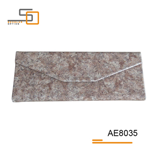 Drôle Bois grain PU en cuir triangle pliage <span class=keywords><strong>étui</strong></span> <span class=keywords><strong>à</strong></span> <span class=keywords><strong>lunettes</strong></span>/optique cas - Product Image 1