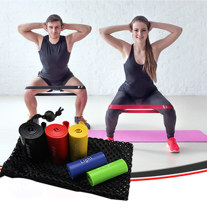 Set di bande di resistenza TechStone per uomini e donne, pacchetto di 5 diversi livelli fascia elastica per palestra di casa lungo esercizio di allenamento