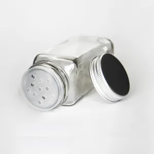 OEM Empty Clear 120ミリリットルSquare Pepper Glass Bottle 4オンスSpice Jar With 8-Hole Shaker And Pour Tab With Screw Metal Lid