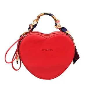 2024 custom new girls red heart shape leather crossbody shoulder bag ladies