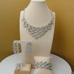 Yuminglai 2019 New Design Rhinestone Silver Color African Jewelry Sets Women Gold Pluted Jewelry Sets FHK5817