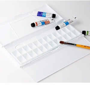 24 grilles artiste professionnel en plastique vide carré <span class=keywords><strong>palette</strong></span> d'<span class=keywords><strong>aquarelle</strong></span> peinture <span class=keywords><strong>palette</strong></span> de pigments <span class=keywords><strong>avec</strong></span> <span class=keywords><strong>couvercle</strong></span> - Product Image 3