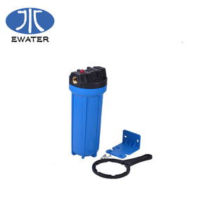 Boîtier d'<span class=keywords><strong>eau</strong></span> de <span class=keywords><strong>filtre</strong></span> à <span class=keywords><strong>cartouche</strong></span> bleu en plastique de haute qualité de 10 pouces PP pour loger le <span class=keywords><strong>filtre</strong></span> à <span class=keywords><strong>eau</strong></span> - Product Image 1