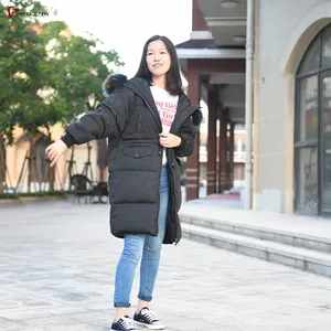 Heißer Verkauf Feder Unten Koreanische Frauen Mantel Mit Chromatische Pelz Kragen