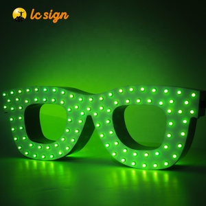 Flexibles LED-Streifen modul 3D-Lichtbuchstaben Muster buchstabe des Optical Shop Sign Board