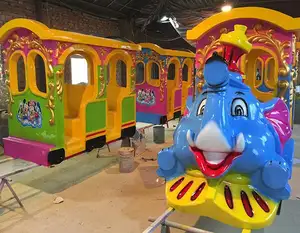 儿童娱乐游乐园大象轨道火车乘坐电动火车