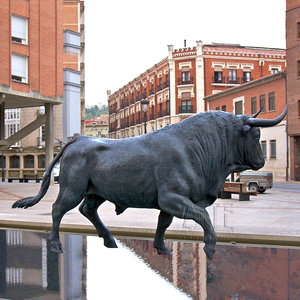 Escultura decorativa de Metal y bronce de tamaño real para ganado, estatua de Toro, corrida de toros - Product Image 3