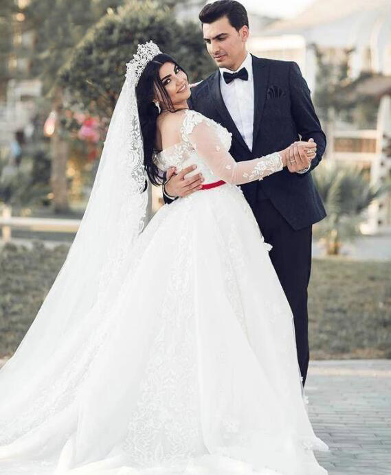 Plus Size Red and White Wedding Dresses - Long Sleeve Gowns