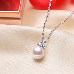 Set di Gioielli in Argento Sterling 925 con Collana, Anello e <span class=keywords><strong>Orecchini</strong></span> con <span class=keywords><strong>Perle</strong></span> <span class=keywords><strong>d</strong></span>'<span class=keywords><strong>Acqua</strong></span> <span class=keywords><strong>Dolce</strong></span> 7-9mm - Product Image 2