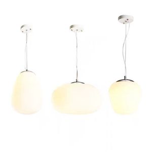 Lampe suspendue en verre soufflé rond blanc artisanal JYLIGHTING à vendre - Product Image 2