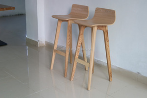 Chaise de bar rembourrée de morph - Product Image 1