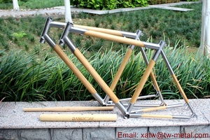 Cuadro <span class=keywords><strong>de</strong></span> <span class=keywords><strong>bicicleta</strong></span> <span class=keywords><strong>de</strong></span> titanio y bambú personalizado, <span class=keywords><strong>bicicleta</strong></span> <span class=keywords><strong>de</strong></span> carretera ligera con <span class=keywords><strong>componentes</strong></span> <span class=keywords><strong>de</strong></span> titanio y bambú - Product Image 4