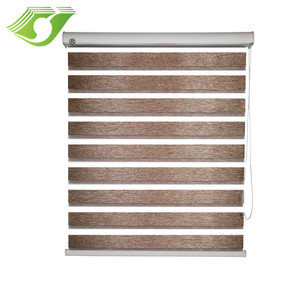Coreano dual día <span class=keywords><strong>y</strong></span> noche tela superior de rodillos cebra persianas ventana cortina tela <span class=keywords><strong>romana</strong></span> persianas noche cebra - Product Image 1