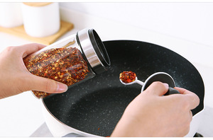 Nuovi <span class=keywords><strong>Barattoli</strong></span> in <span class=keywords><strong>Vetro</strong></span> Rotondi Ermetici per Cucina, Contenitori in Plastica per <span class=keywords><strong>Zucchero</strong></span>, Tè, Spezie con Cucchiaio - Product Image 6