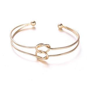 Bracelet de demoiselle <span class=keywords><strong>d</strong></span>'honneur couleur or <span class=keywords><strong>d</strong></span>élicat 3 pièces/ensemble bracelet ouvert <span class=keywords><strong>en</strong></span> alliage de chaîne de noeud pour les femmes - Product Image 1