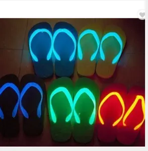 2022 neue bunte leuchtende Hausschuhe LED Ring Licht Hausschuhe, benutzer definierte leuchtende Flip Flops