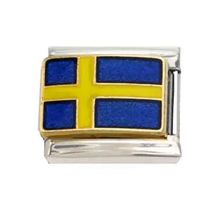 In acciaio inox regolabile composable 9 millimetri classico formato A Mano smaltato Svezia bandiera nazionale paese Italiano braccialetto di fascini