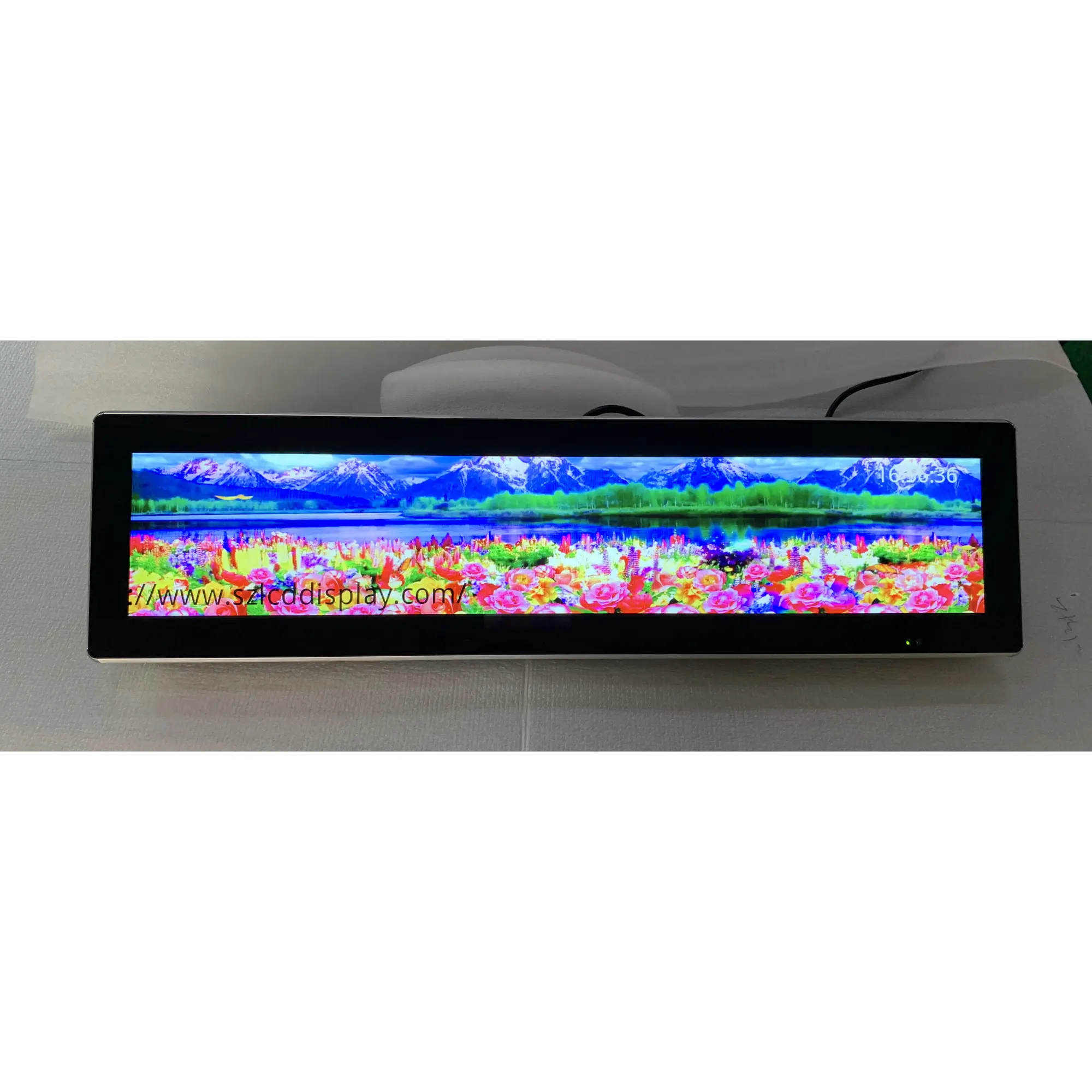 28" 29" Inch ultra wide ultra stretch LCD screen digital video multimedia player display 16:4.5 16:3