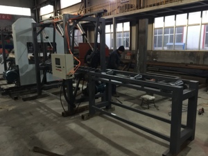 Automático Doble tronco Vertical máquina de sierra de <span class=keywords><strong>cinta</strong></span> para corte de tronco de árbol - Product Image 6