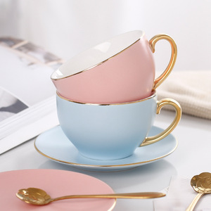 Macaron Porcellana <span class=keywords><strong>Cappuccino</strong></span> Tazza e Piattino con <span class=keywords><strong>Oro</strong></span> Decorazione di Caffè di Ceramica Tè Set con <span class=keywords><strong>il</strong></span> Basamento - Product Image 2