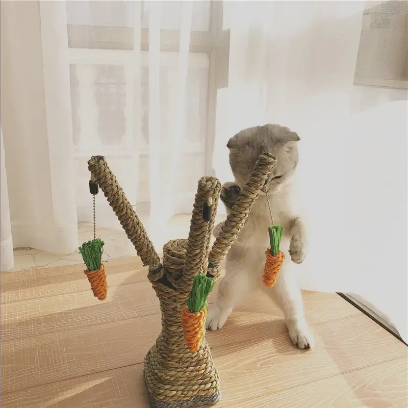 Wholesale Custom Natural Seaweed Cat Scratcher Toy Sisal Cat Scratching Tree with toys