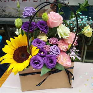 Sacs en papier <span class=keywords><strong>kraft</strong></span> personnalisés pour cadeaux floraux en gros pour <span class=keywords><strong>mariage</strong></span>, sacs en papier blanc avec poignées - Product Image 4