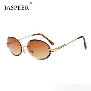 Jaspeer nuevo diseño de moda OEM diseñador de las señoras ovalada pequeña gafas de sol con montura gafas de sol - Product Image 1