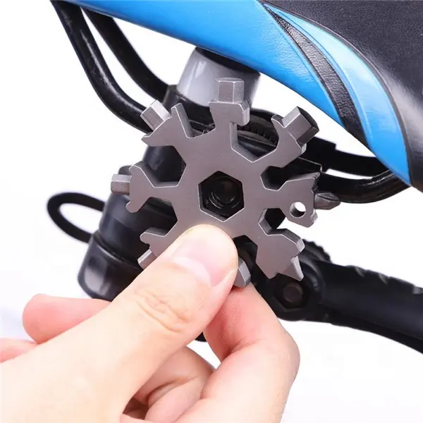 Amazon Hot Selling Adjustable Multitool Snowflake Shape Wrench Multi Tool High Quality Snowflake keychain