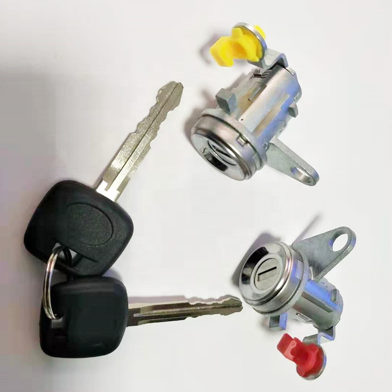 High Quality Lock Set for TOYOTA MTX - OEM 69052-35040