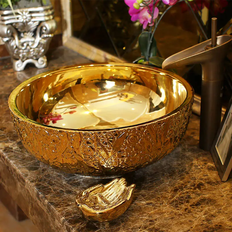 Luxurious Embossed Golden/silver Europe Vintage Style Ceramic Washing Basin Counter top painted ceramic bathroom sinks
