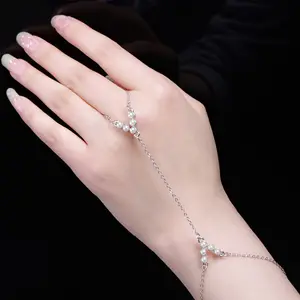 XR001 贸易保证欧洲和美国简单的 v形珍珠戒指和妇女的奴隶手链手镯