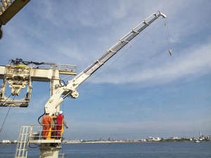 טלסקופי נוקשה 5t/13.5m הידראולי סיפון מנוף למכירה - Product Image 3