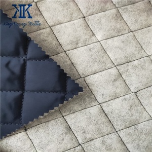 Telas acolchadas impermeables suaves y duraderas <span class=keywords><strong>de</strong></span> alta calidad/tela acolchada con memoria <span class=keywords><strong>de</strong></span> poliéster <span class=keywords><strong>de</strong></span> diamante <span class=keywords><strong>de</strong></span> invierno para abrigo - Product Image 5