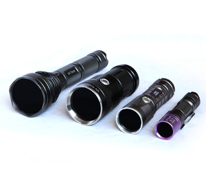 Yushi VM30 산업용 손전등 누출 감지 순수 <span class=keywords><strong>UV</strong></span>-A 광원 LED <span class=keywords><strong>UV</strong></span> 토치 NICHIA 램프 구슬 365 nm <span class=keywords><strong>UV</strong></span> 램프 - Product Image 6