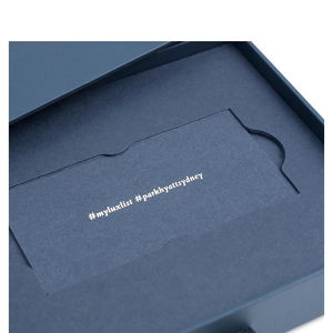 Biểu tượng tùy chỉnh Kraft hộp giấy cá nhân trượt mở các tông ngăn kéo lưu trữ với dập nổi & Matt cán bao bì Quà Tặng - Product Image 4