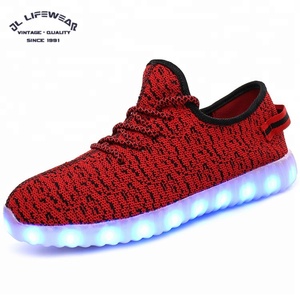 De peso ligero colorido logotipo personalizado brillante <span class=keywords><strong>Zapatos</strong></span> de deporte de los hombres de Led - Product Image 1