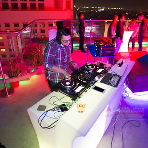 Barra de <span class=keywords><strong>Bar</strong></span> Iluminada LED RGB de 16 <span class=keywords><strong>Colores</strong></span> con Control Remoto de Plástico Moderno y Portátil, Muebles para Eventos al Aire Libre, Fiestas y Clubes - Product Image 4