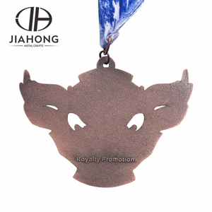 Personnalisé fou bataille animal spécial médaille miraculeuse - Product Image 2