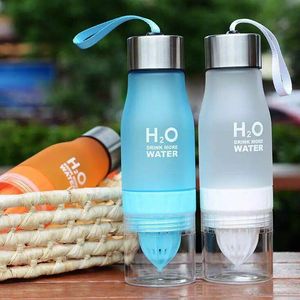 Boissons Bouteilles À Double Paroi En Plastique Tumbler Avec Handel, de Jus De Citron tasse par main tremblante - Product Image 2