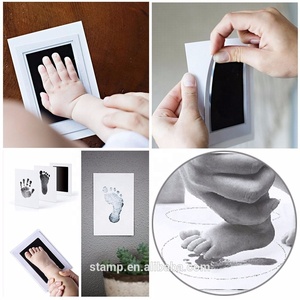 Bộ 3 Bộ Dụng Cụ In Dấu Tay Và Dấu Chân Trẻ Sơ Sinh Không Mực - Product Image 6