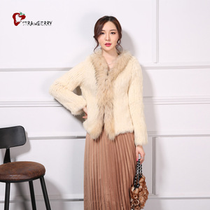 <span class=keywords><strong>Bon</strong></span> <span class=keywords><strong>Prix</strong></span> De <span class=keywords><strong>Fourrure</strong></span> De Lapin Veste Dames En Gros <span class=keywords><strong>Manteau</strong></span> D'hiver - Product Image 4