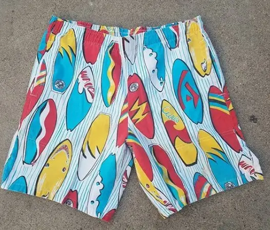 थोक कस्टम नवीनतम फैशन उच्च कट आकस्मिक मुद्रित boardshorts