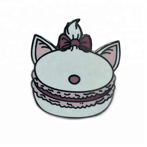 En gros Personnalisé de Bande Dessinée adorable modélisation noir nickel Placage Dur Émail Pins - Product Image 4