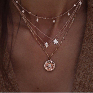 <span class=keywords><strong>Collana</strong></span> Artilady con Ciondolo a Croce e Moneta, Charm Placcato Oro, <span class=keywords><strong>Collana</strong></span> a <span class=keywords><strong>Mezzaluna</strong></span> per Donne e Ragazze - Product Image 2