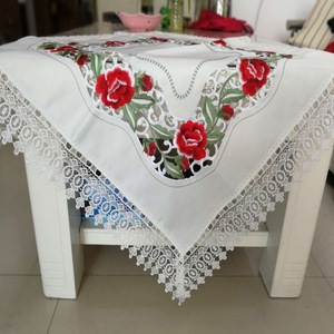 <span class=keywords><strong>Tovaglia</strong></span> <span class=keywords><strong>Bianca</strong></span> Fatta a Mano con Bordo in <span class=keywords><strong>Pizzo</strong></span> Floreale Ricamato in Resistente Poliestere - Product Image 2
