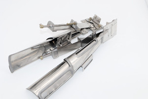 Repuestos para Máquina de Coser Industrial DA YU 154 F538, Plegador Triangular para Solapas de Prendas - Product Image 2