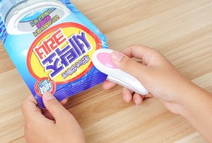 Mini Portable Plastic Packing Bag Heat Sealing Machine Sealer <strong>Tool</strong> Home <strong>Kitchen</strong> Seal Supplies Candy Color <strong>Kitchen</strong> <strong>Gadget</strong> - Product Image 5